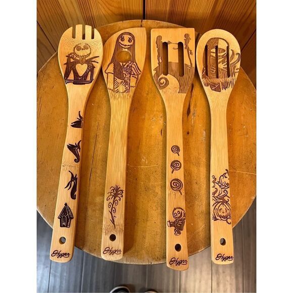 Nightmare Before Christmas Bamboo Utensil Set Of 4 Kitchen Supplies - Picture 1 of 2